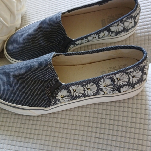 Keds Dream Foam Womens Size 8.5 Gray Floral Print Shoes - Picture 1 of 6